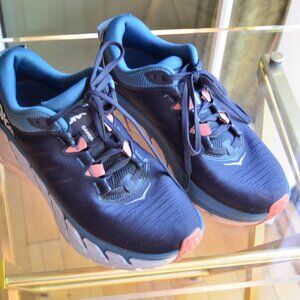Hoka Women's Gaviota 3 Running Shoes Size 9B